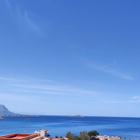Tramonto Blu Apartment Palermo Bagian luar foto