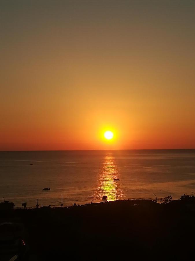 Tramonto Blu Apartment Palermo Bagian luar foto