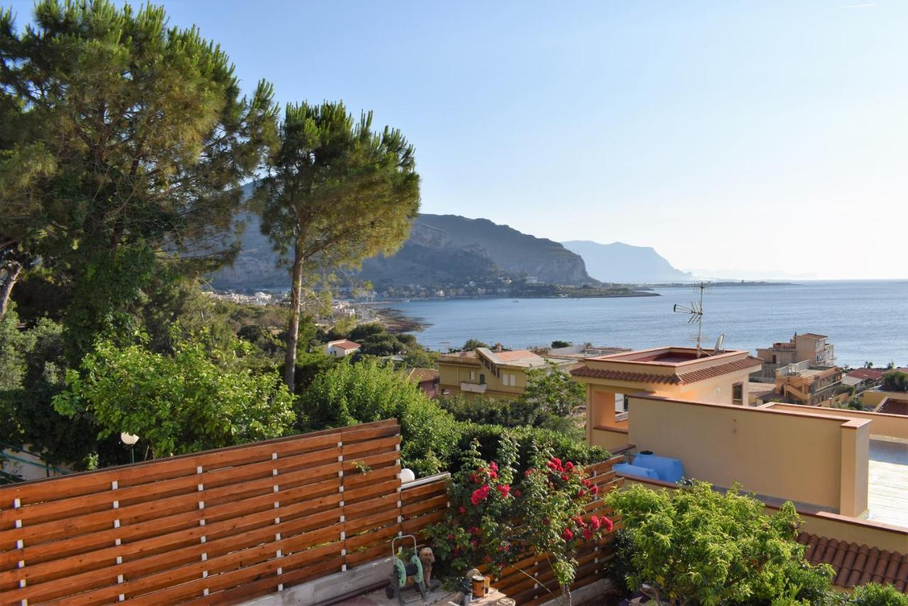 Tramonto Blu Apartment Palermo Bagian luar foto